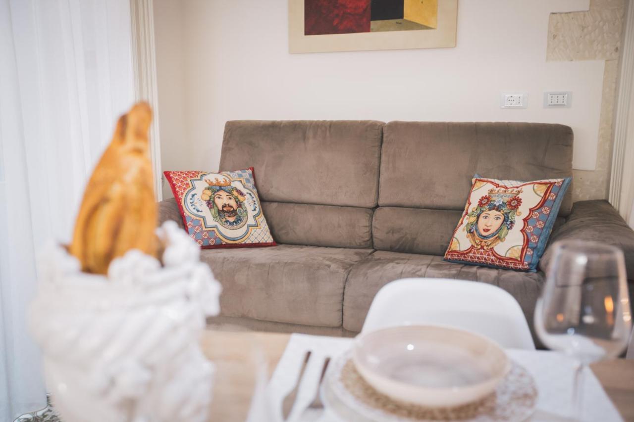 Le Muse Di Apollo Apartman Szirakúza Kültér fotó